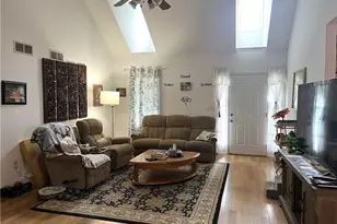 942 Creek Run Pl, Temple, GA 30179 - Photo 5