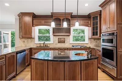 5525 Hampstead Way, Johns Creek, GA 30097 - Photo 15