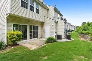 9155 Nesbit Ferry Rd, Alpharetta, GA 30022 - Photo 11