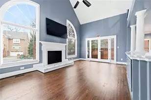 2441 Kings Ct NE, Atlanta, GA 30345 - Photo 9