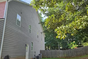 55 Colonial Ct, Senoia, GA 30276 - Photo 3