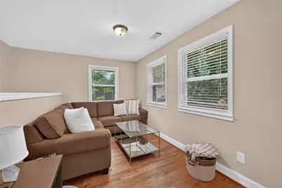 1882 Cambria Avenue NW, Atlanta, GA 30318 - Photo 7