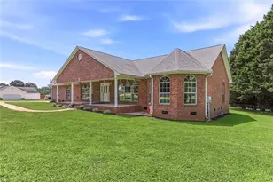 5573 Clarks Bridge Rd, Clermont, GA 30527 - Photo 7
