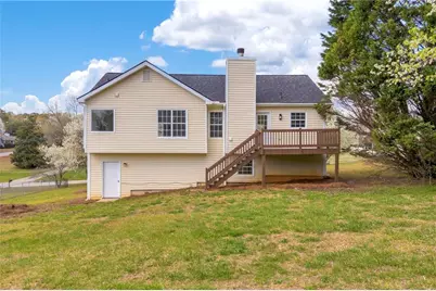301 Jonaquil Avenue, Auburn, GA 30011 - Photo 5