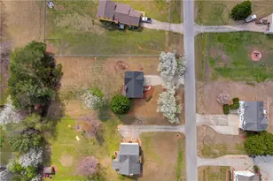 301 Jonaquil Ave, Auburn, GA 30011 - Photo 43