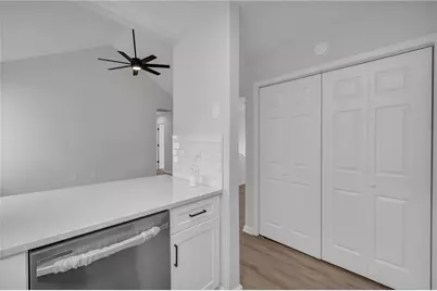 301 Jonaquil Avenue, Auburn, GA 30011 - Photo 21
