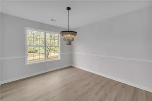 301 Jonaquil Ave, Auburn, GA 30011 - Photo 11