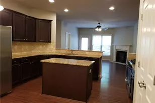 5930 Vista Brook Dr, Suwanee, GA 30024 - Photo 5