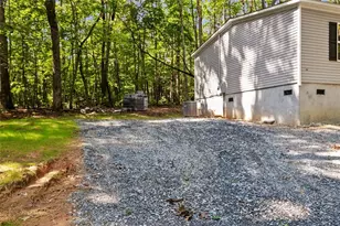 8827 Big Creek Rd, Ellijay, GA 30536 - Photo 33
