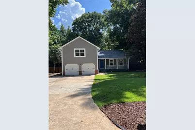 204 Groveland Drive, Peachtree City, GA 30269 - Photo 1