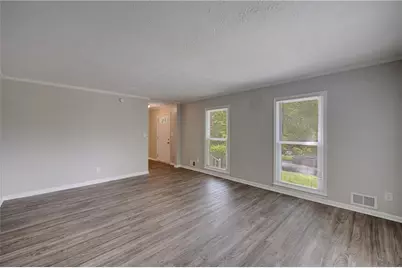 6934 Cottonwood Trail, Riverdale, GA 30296 - Photo 17