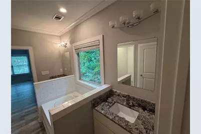 8850 Four Mile Creek Road, Gainesville, GA 30506 - Photo 11