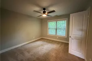 8850 Four Mile Creek Rd, Gainesville, GA 30506 - Photo 13