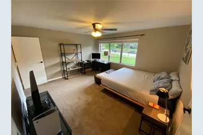 290 Lakemoore Drive NE #B, Atlanta, GA 30342 - Photo 15