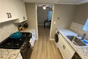 290 Lakemoore Dr NE, Atlanta, GA 30342 - Photo 11