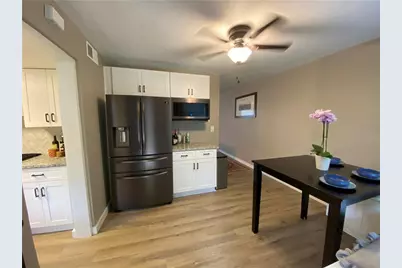290 Lakemoore Drive NE #B, Atlanta, GA 30342 - Photo 9