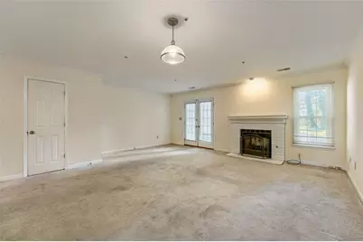 594 Harcourt Place SE, Marietta, GA 30067 - Photo 5