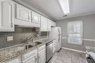 594 Harcourt Pl SE, Marietta, GA 30067 - Photo 9