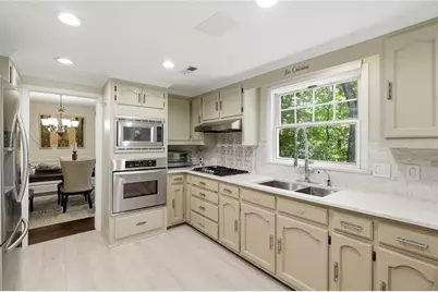 5027 Castlewood Drive SW, Lilburn, GA 30047 - Photo 5