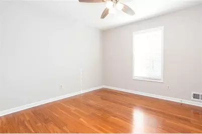 4049 Leicester Drive NE, Kennesaw, GA 30144 - Photo 13