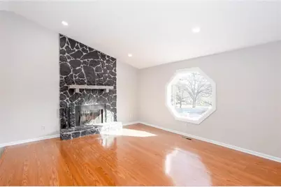 4049 Leicester Drive NE, Kennesaw, GA 30144 - Photo 3