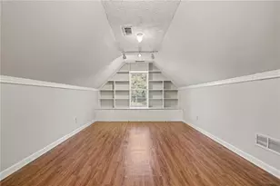 2042 Fox Hound Way, Lawrenceville, GA 30043 - Photo 17