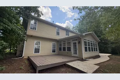 2042 Fox Hound Way, Lawrenceville, GA 30043 - Photo 13