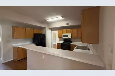 2042 Fox Hound Way, Lawrenceville, GA 30043 - Photo 5