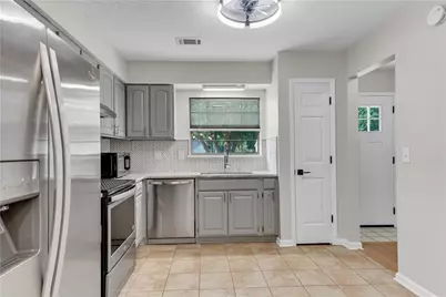 5097 Village Green Way, Alpharetta, GA 30009 - Photo 9