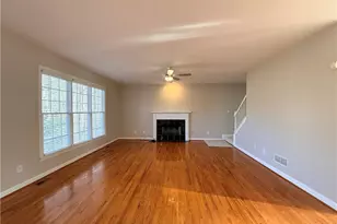 425 Arbor Creek Overlook, Roswell, GA 30076 - Photo 7