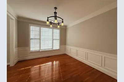 425 Arbor Creek Overlook, Roswell, GA 30076 - Photo 5