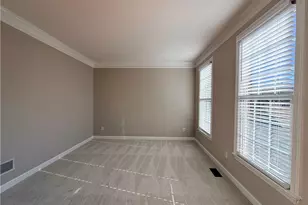 425 Arbor Creek Overlook, Roswell, GA 30076 - Photo 3