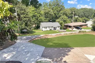 514 Clover Dr, Buford, GA 30518 - Photo 15