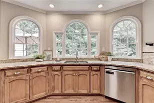 350 Welwyn Walk, Alpharetta, GA 30022 - Photo 3