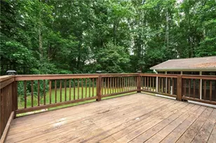 2423 Falcon Ct, Lawrenceville, GA 30043 - Photo 9