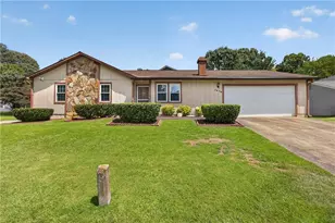 1019 Parkwest Ln, Stone Mountain, GA 30088 - Photo 1