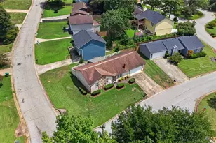1019 Parkwest Ln, Stone Mountain, GA 30088 - Photo 25