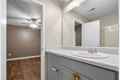 574 Northridge Crossing Drive, Sandy Springs, GA 30350 - Photo 17