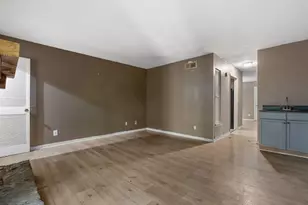 574 Northridge Crossing Dr, Sandy Springs, GA 30350 - Photo 5