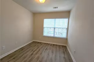 2120 Meadow Peak Rd, Duluth, GA 30097 - Photo 3