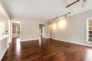 7530 Newstead Dr, Cumming, GA 30041 - Photo 9