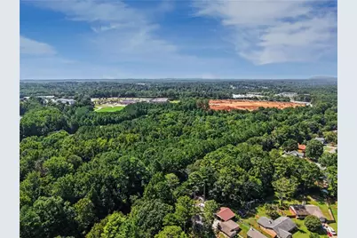 195 Kingsport Drive, Lawrenceville, GA 30046 - Photo 9