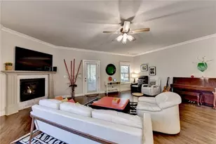 4001 Sovereign Dr, Buford, GA 30519 - Photo 17