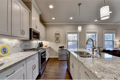 4001 Sovereign Drive, Buford, GA 30519 - Photo 9