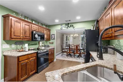 541 Greenridge Lane, Loganville, GA 30052 - Photo 15