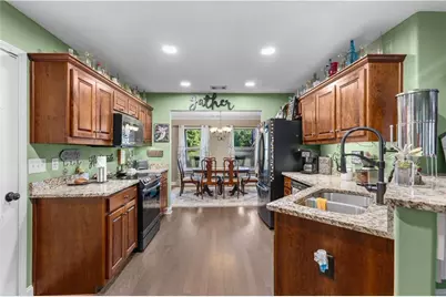 541 Greenridge Lane, Loganville, GA 30052 - Photo 5