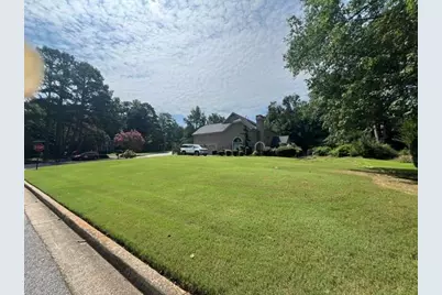 12080 Magnolia Crescent Drive, Roswell, GA 30075 - Photo 5