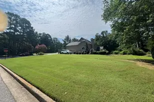 12080 Magnolia Crescent Dr, Roswell, GA 30075 - Photo 5