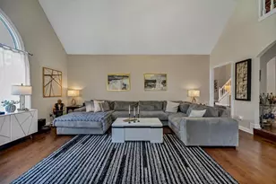 12080 Magnolia Crescent Dr, Roswell, GA 30075 - Photo 13