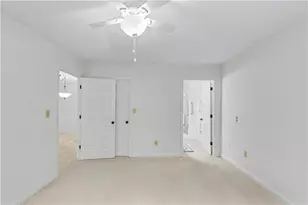 300 Johnson Ferry Rd, Sandy Springs, GA 30328 - Photo 25